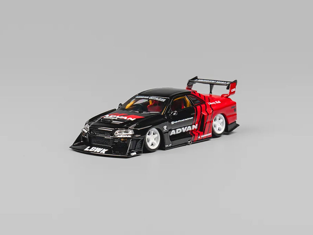 CM Model 1/64 LBWK Super Silhouette Nissan Skyline ER34 Advan Livery