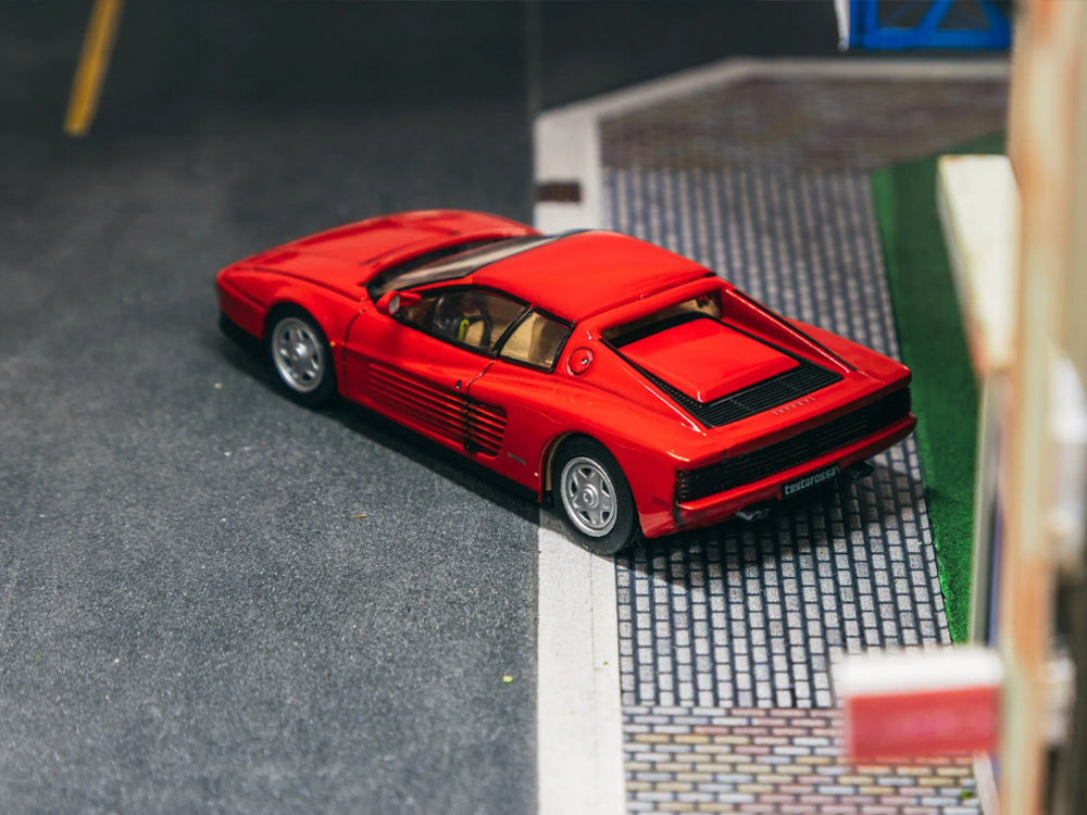 Centauria x IXO Collections 1/64 Ferrari GT Magazine - 1984 Ferrari Testarossa Red