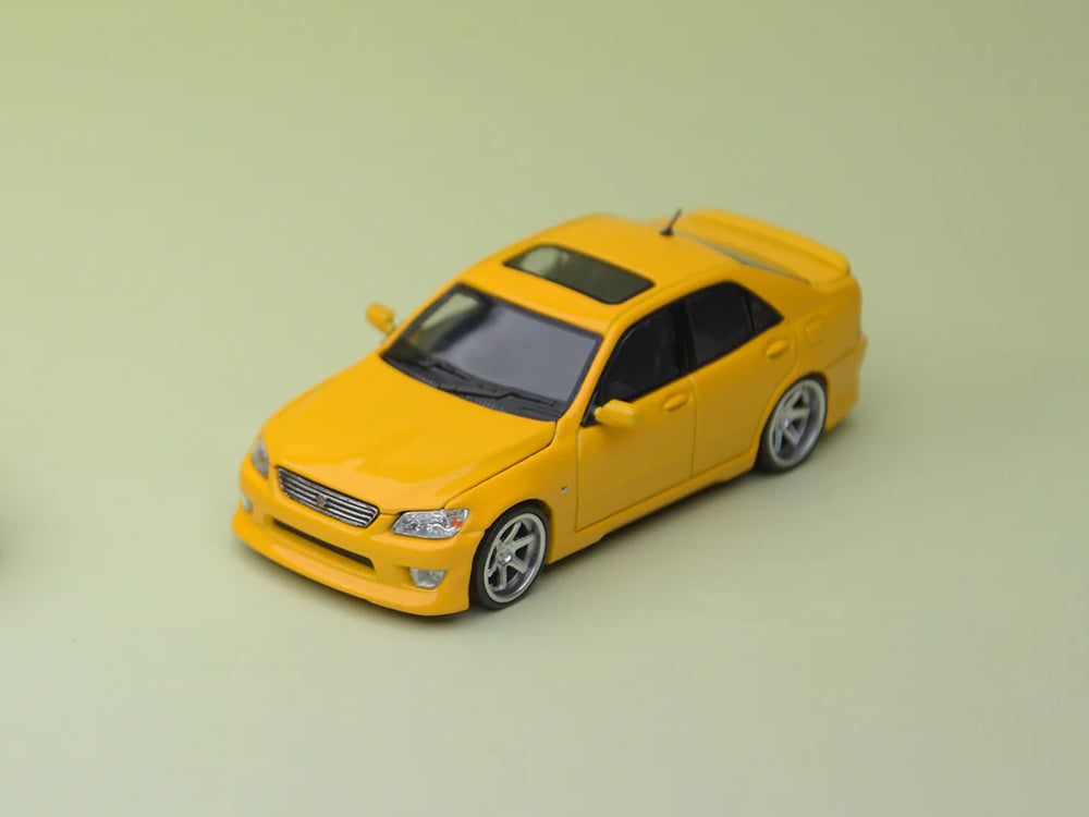 Focal Horizon 1/64 Lexus Altezza RS200 SXE10 Yellow