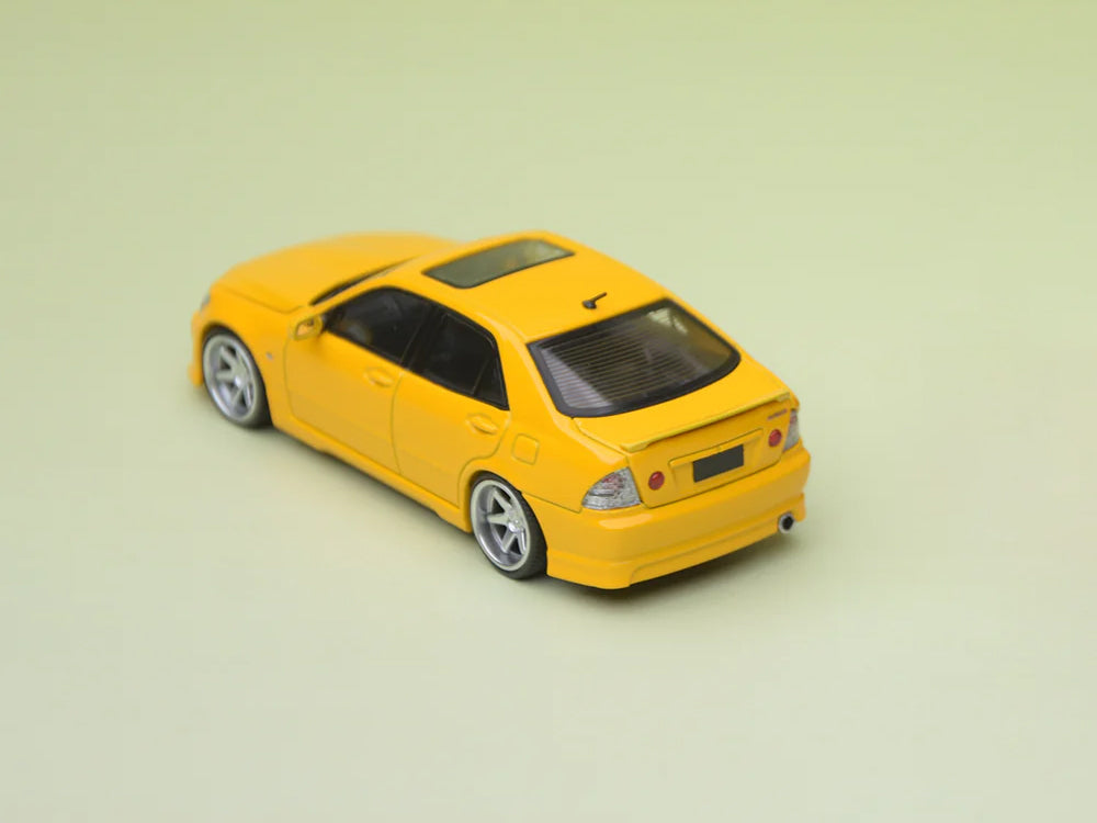Focal Horizon 1/64 Lexus Altezza RS200 SXE10 Yellow