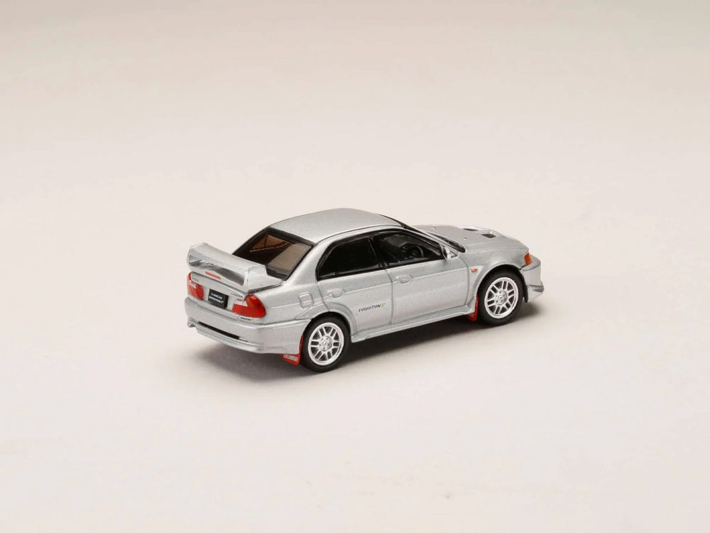 Hobby Japan 1/64 Mitsubishi Lancer Evolution 5 CP9A with Mud Flaps Satallite Silver