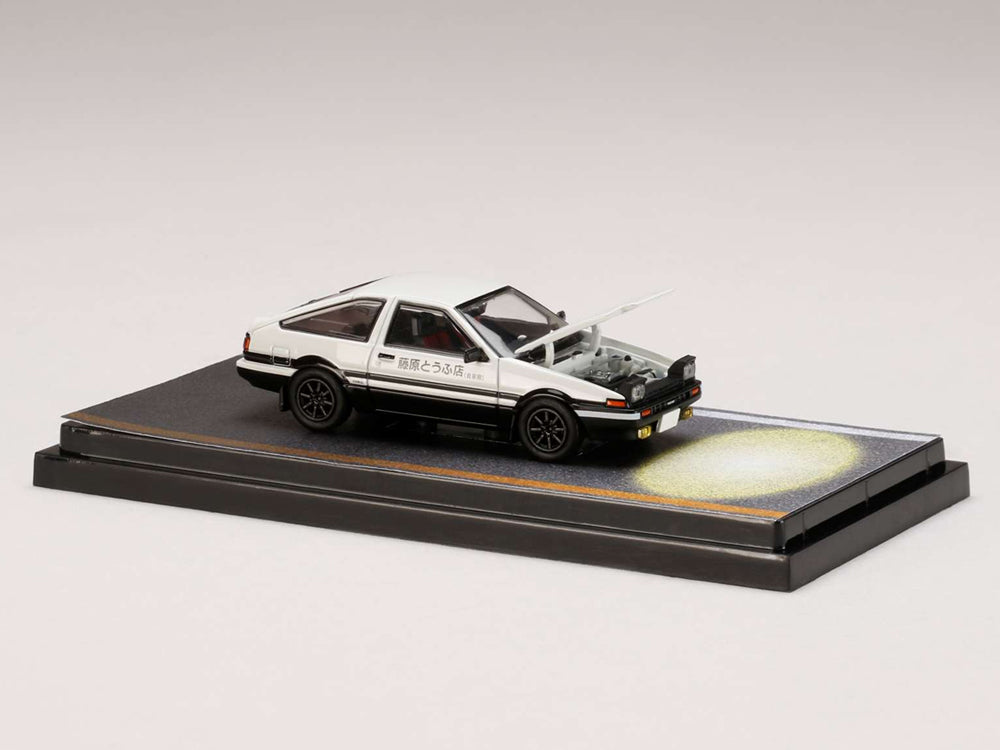 Hobby Japan 1/64 Toyota Sprinter Trueno AE86 Initial D Engine Mounted model with Keisuke Takahashi