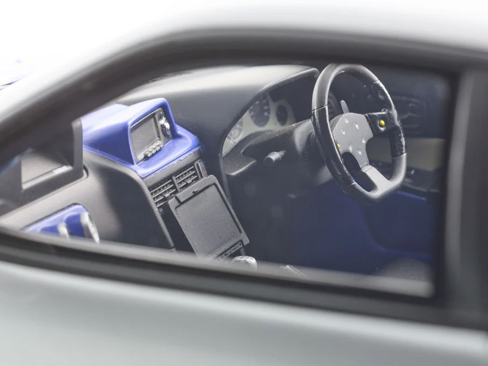 Kyosho 1/12 Nissan Skyline GTR R34 Fast n Furious Silver with Blue Stripes