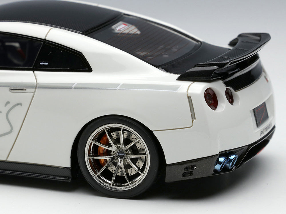 Make Up By EIDOLON 1/43 Nissan Skyline GTR R35 White Mines - Diecast Toyz Australia