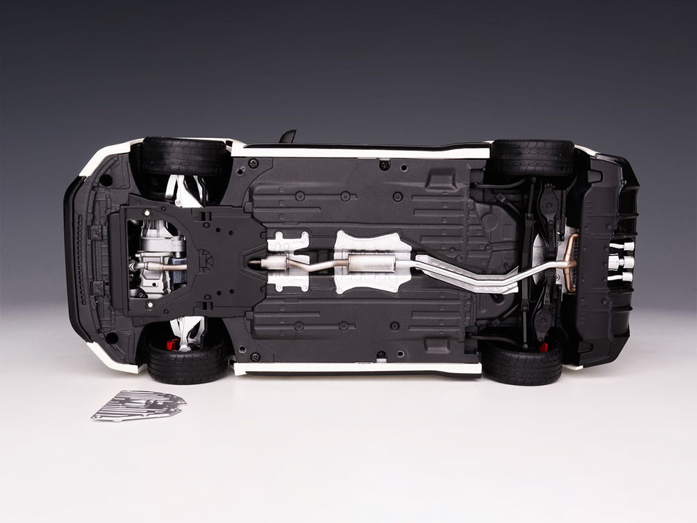 MotorHelix 1/18 Honda Civic Type R FL5 Championship White