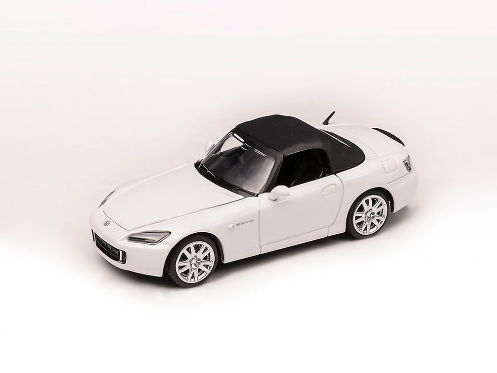 MotorHelix 1/64 Honda S2000 AP2 Grand Prix White