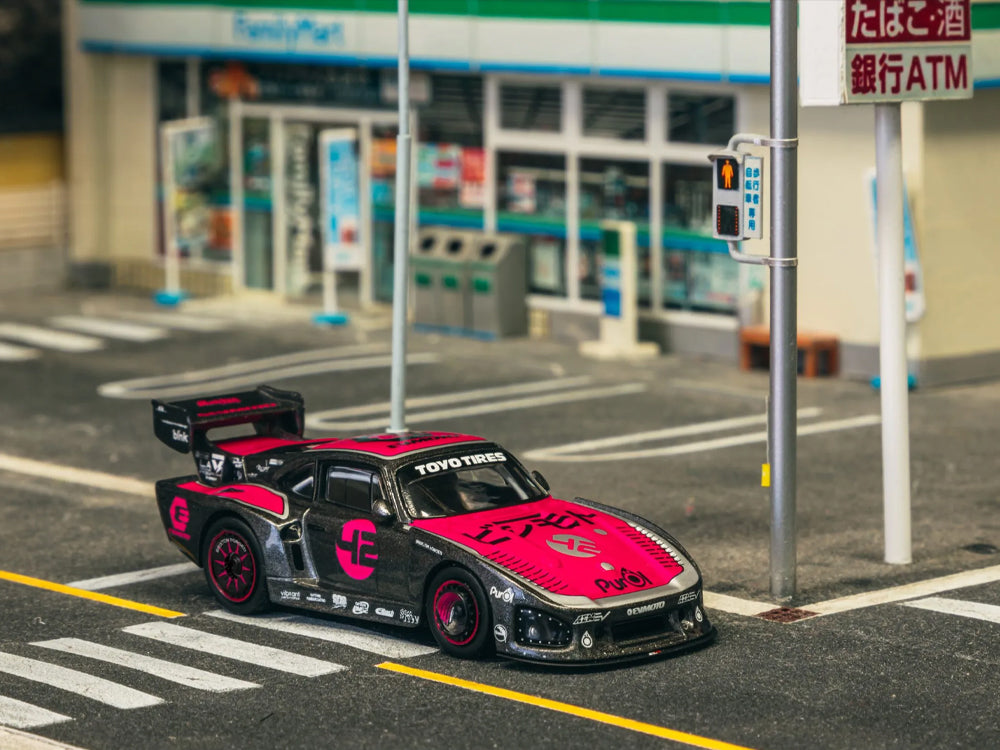 Tarmac Works 1/64 Bisimoto Porsche 935 K3V Grey with Trading Card Combo Set