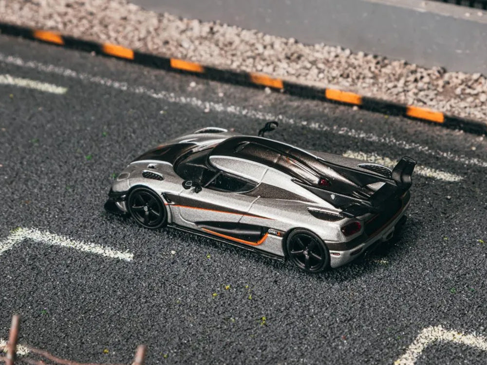 Tarmac Works 1/64 Koenigsegg One:1 Silver