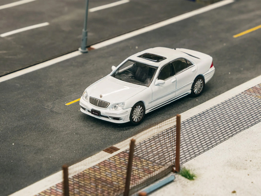 Tarmac Works 1/64 Mercedes Benz S Class Wald Alabaster White Lamley Special Edition