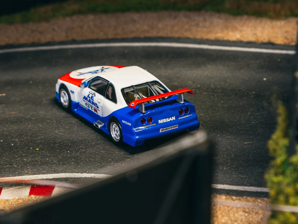 Tarmac Works 1/64 Nissan GTR LM Test Car