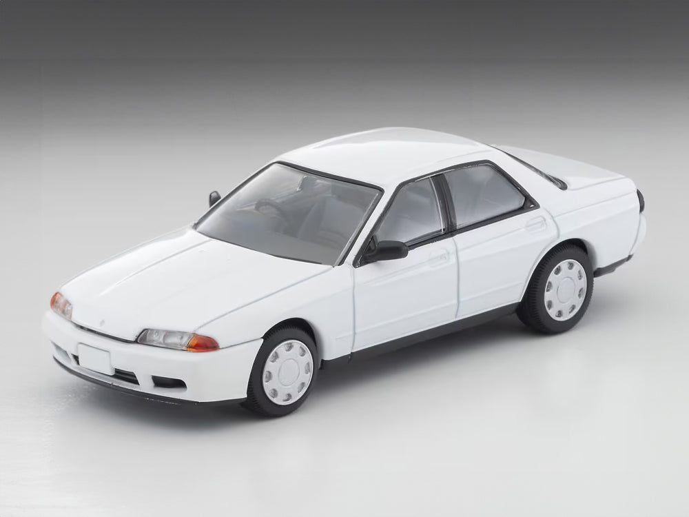 Tomica 1/64 Nissan Skyline 4 Door Sports Sedan GXI X White 92 Model - Diecast Toyz Australia