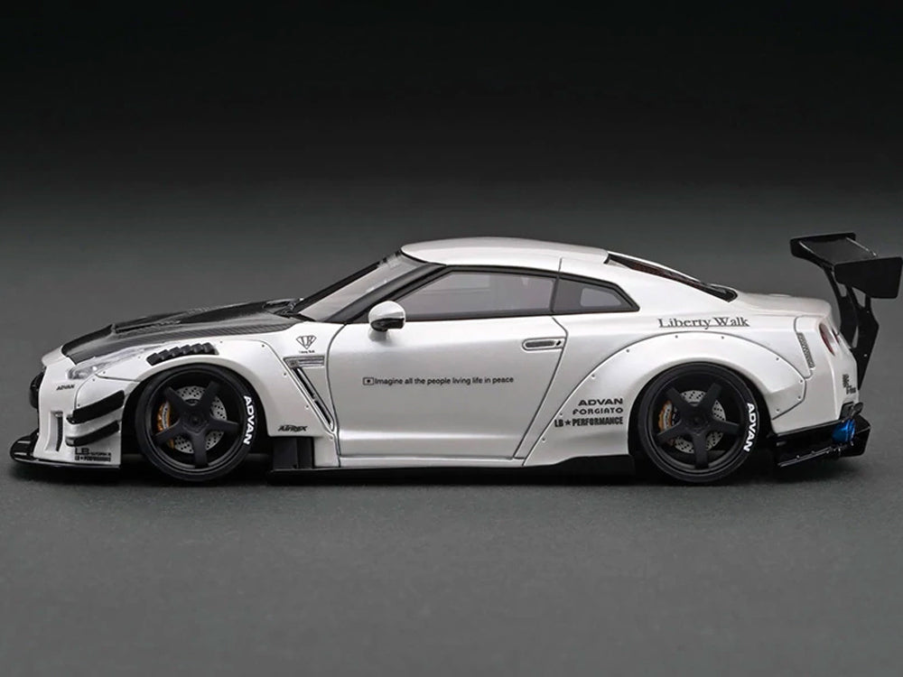 Ignition Model 1/43 LB Works Nissan GT-R R35 Type 2 White with Ms Chisaki Kato Metal Figurine - Diecast Toyz Australia