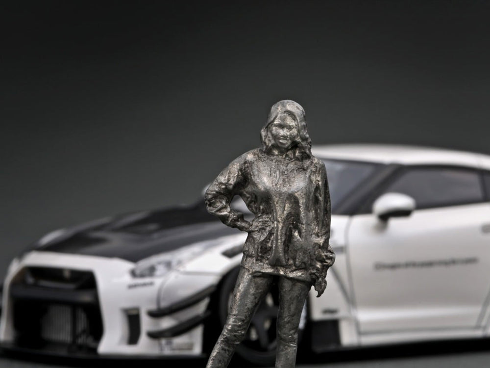 Ignition Model 1/43 LB Works Nissan GT-R R35 Type 2 White with Ms Chisaki Kato Metal Figurine - Diecast Toyz Australia
