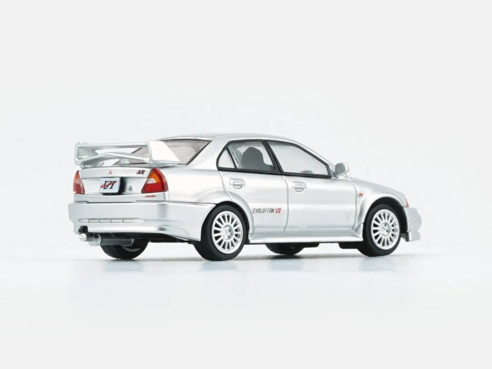 BM Creations 1/64 Mitsubishi Lancer Evolution 5 Silver