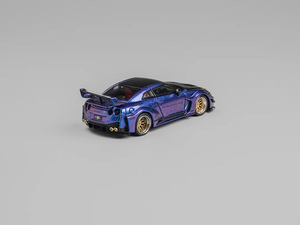 CM Model 1/64 LBWK Super Silhouette Nissan Skyline GT35RR Chameleon with Carbon Bonnet