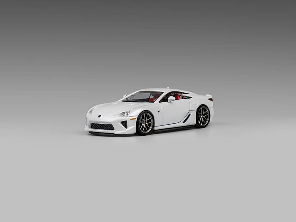 CM Model 1/64 Lexus LFA Pearl White - Diecast Toyz Australia