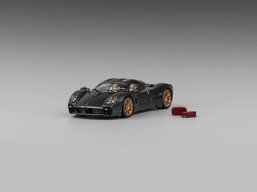 CM Model 1/64 Pagani Utopia Carbon Fibre