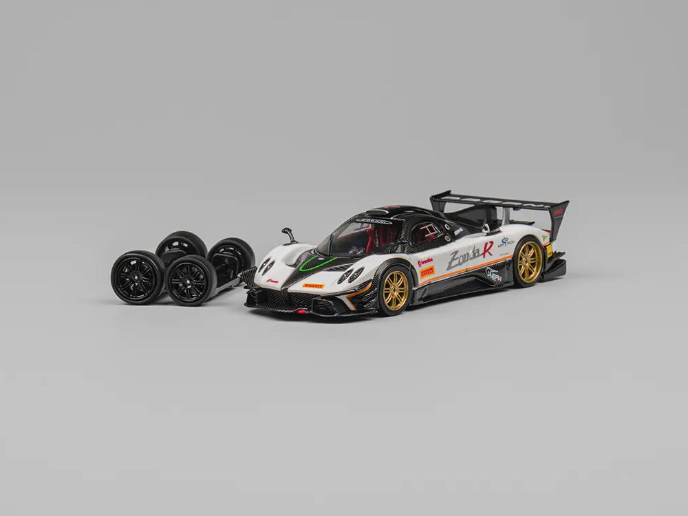 CM Model 1/64 Pagani Zonda Revolution White