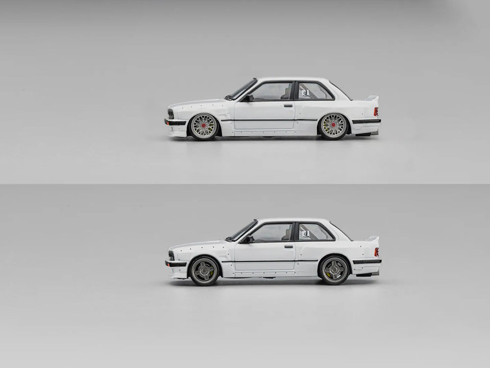 CM Model 1/64 Pandem BMW M3 E30 Pearl White