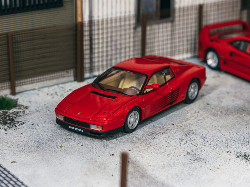 Centauria x IXO Collections 1/64 Ferrari GT Magazine - 1984 Ferrari Testarossa Red