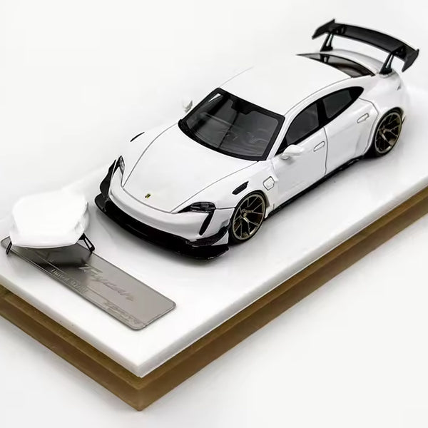 Error404_x_ZEPHYR_Porsche_Tyca