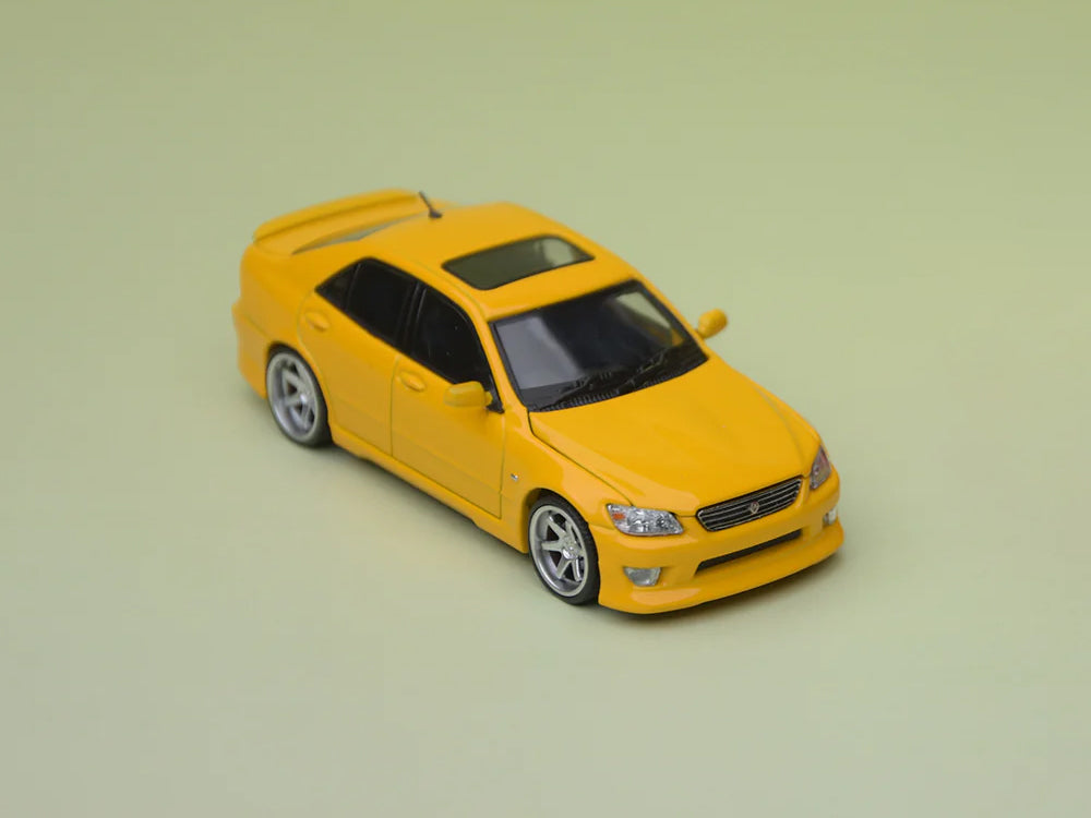 Focal Horizon 1/64 Lexus Altezza RS200 SXE10 Yellow