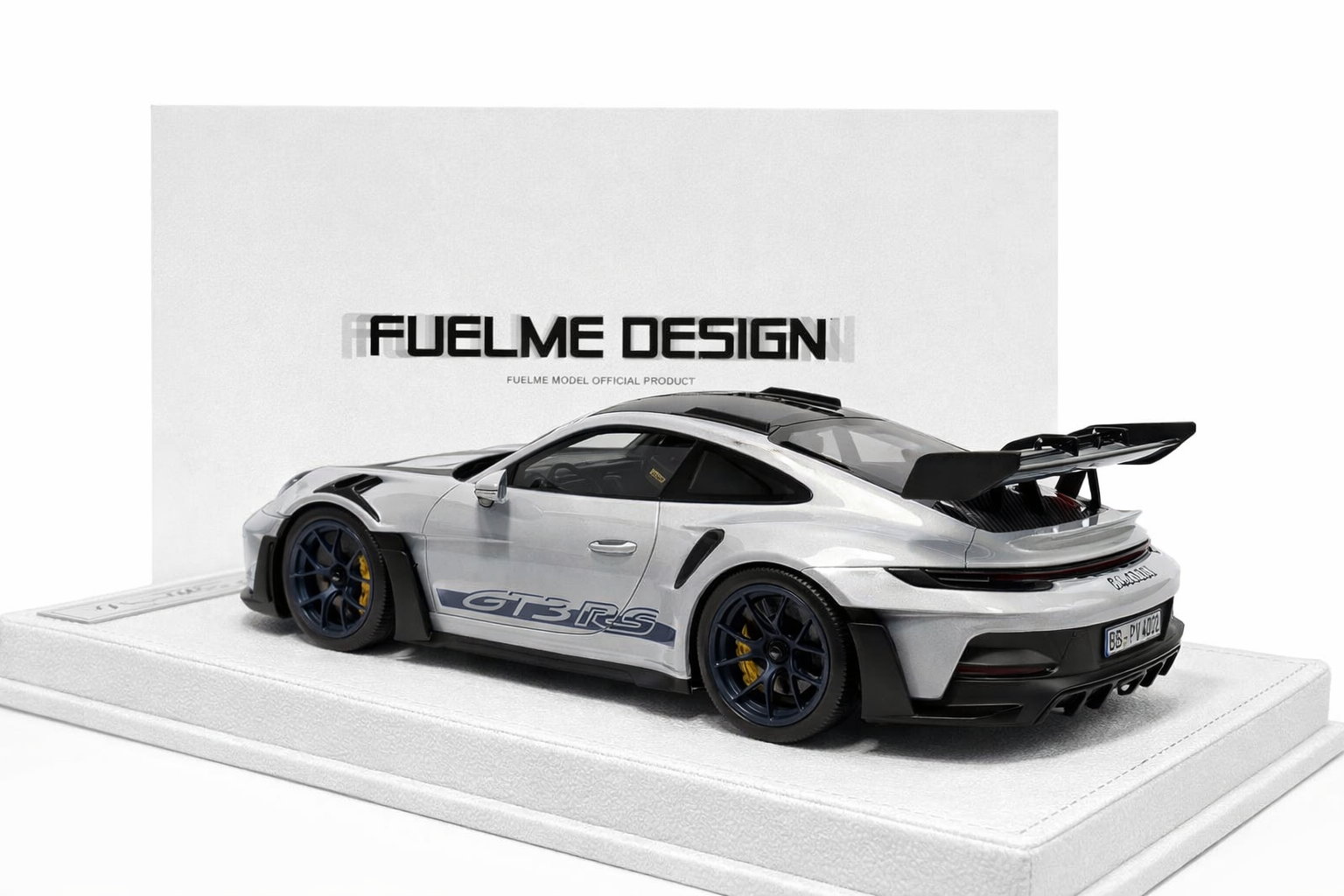 FuelMe 1/18 Porsche 992 GT3 RS Weissach Package Eisgraumetallic Mit - Diecast Toyz Australia