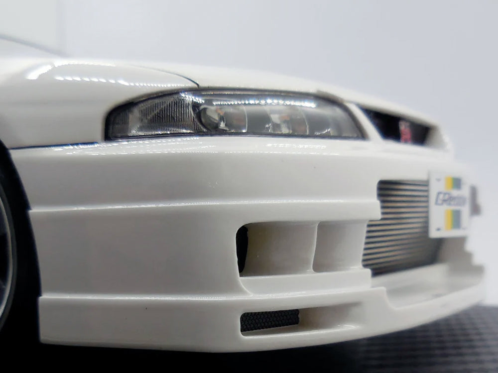 Ignition Model 1/18 Nissan Skyline GTR R33 GReddy Pearl White - Diecast Toyz Australia