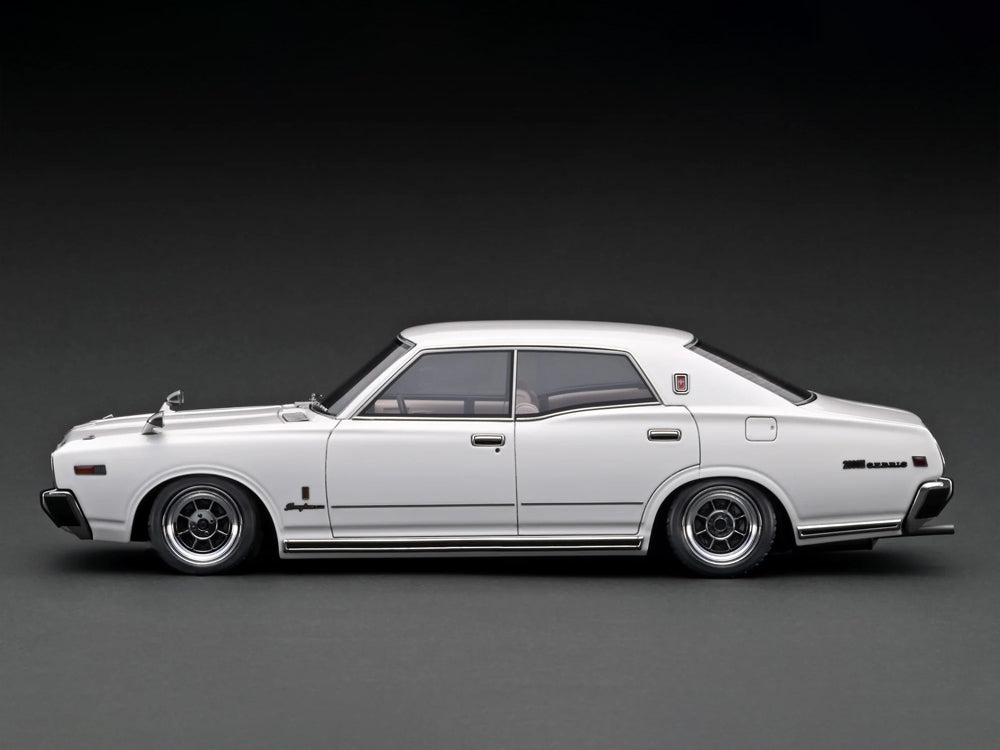 Ignition Model 1/18 Nissan Cedric Brougham White - Diecast Toyz Australia