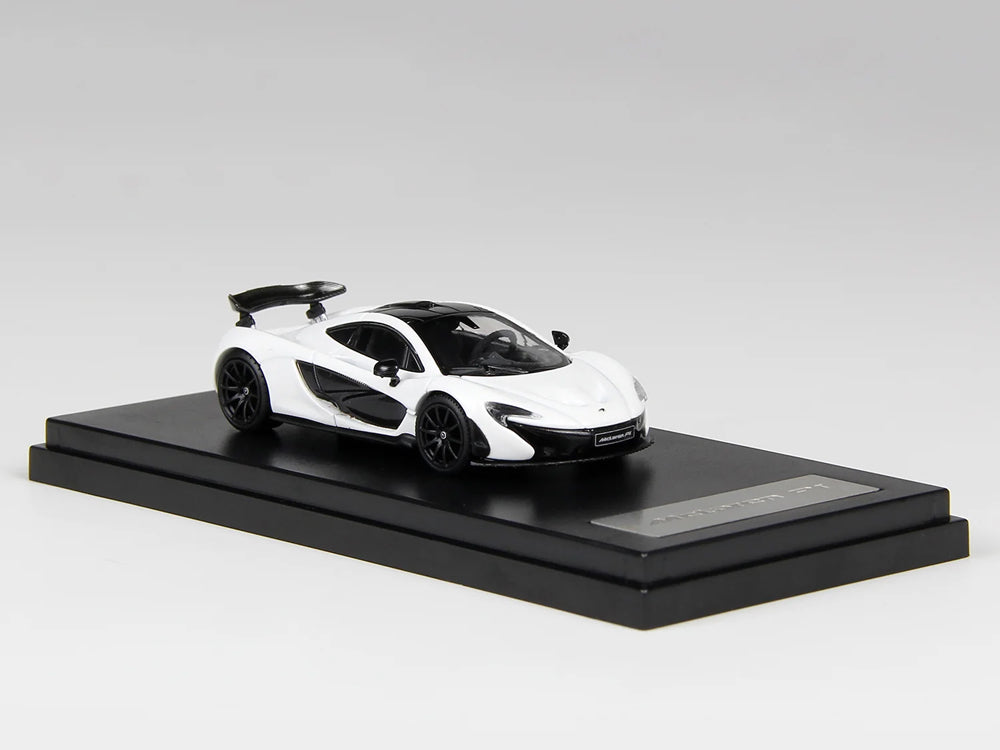 LCD Model 1/64 McLaren P1 White