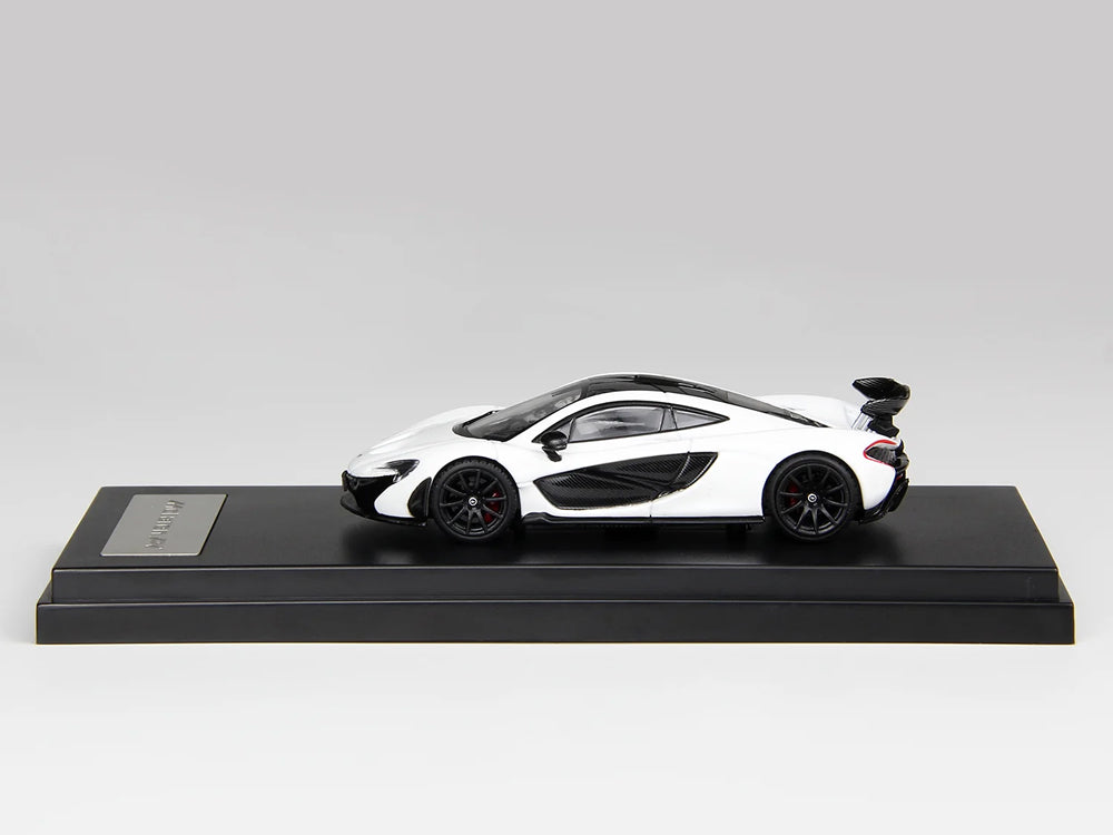 LCD Model 1/64 McLaren P1 White