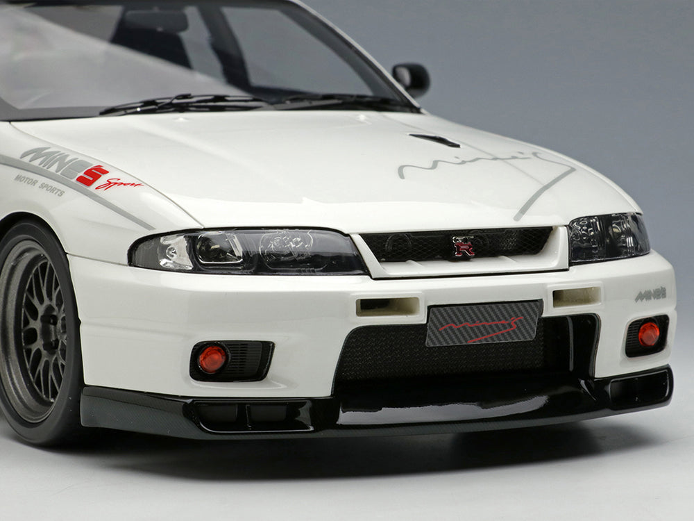 Make Up By IDEA 1/18 Nissan Skyline GTR R33 Built By Legends - Diecast Toyz Australia