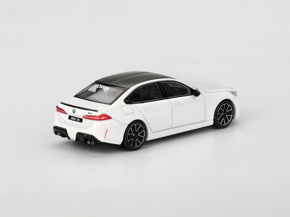 MiniGT 1/64 BMW M5 G90 Sedan Alpine White