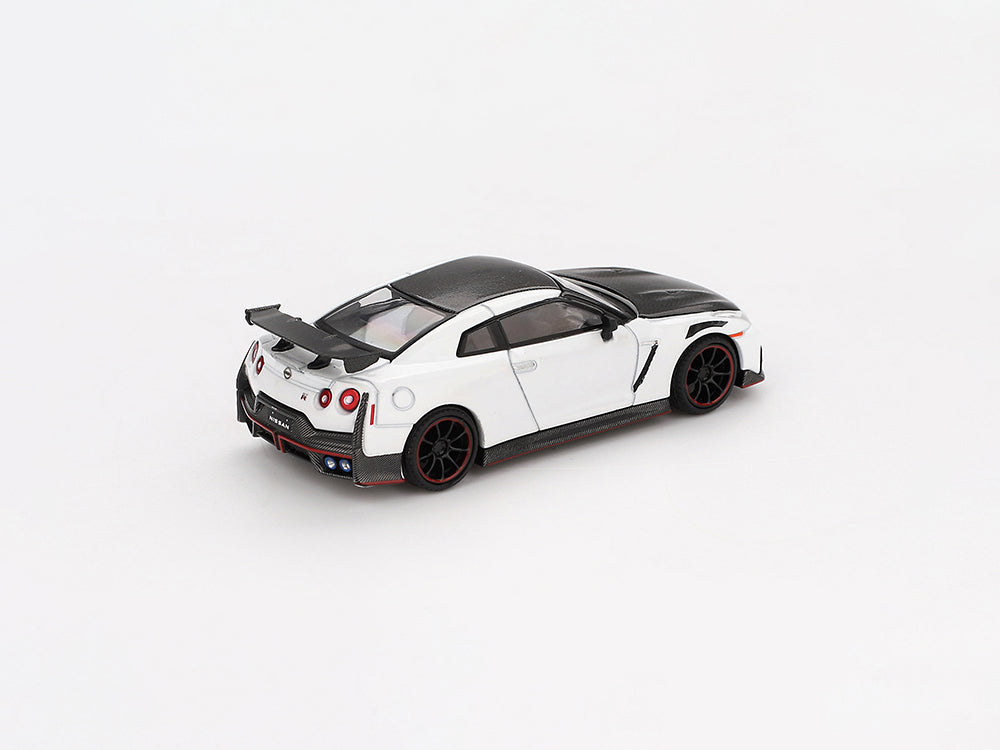 MiniGT 1/64 Nissan Skyline GTR R35 NISMO 2024 Brilliant White Pearl