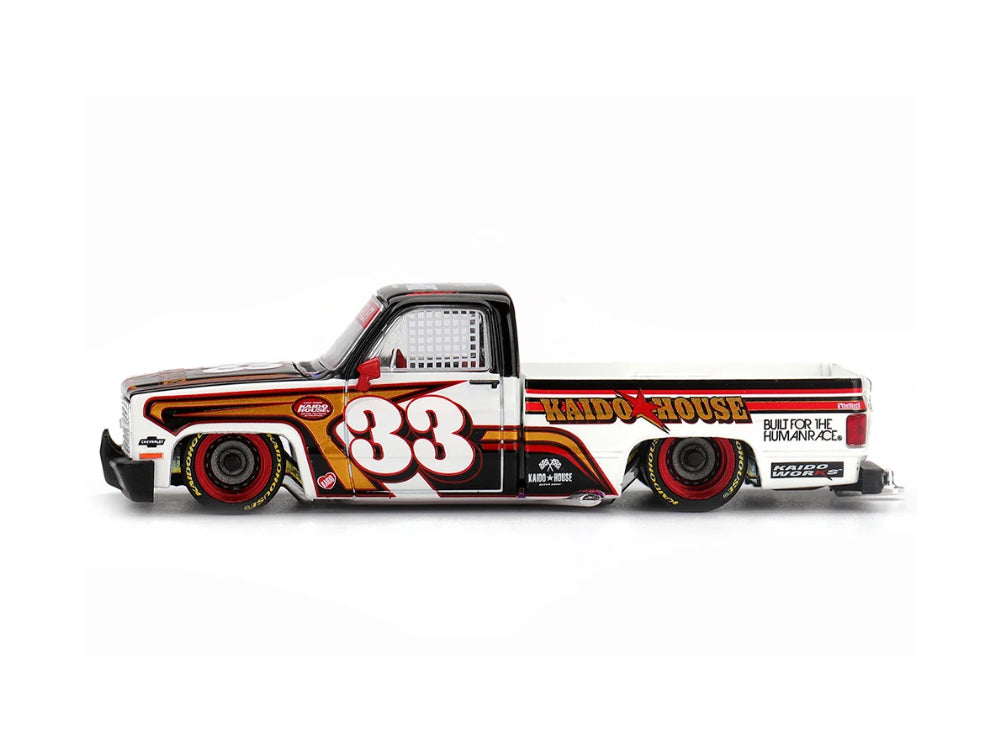 MiniGT x Kaido House 1/64 Chevorlet Silverado KAIDO Intimidator Brown/White