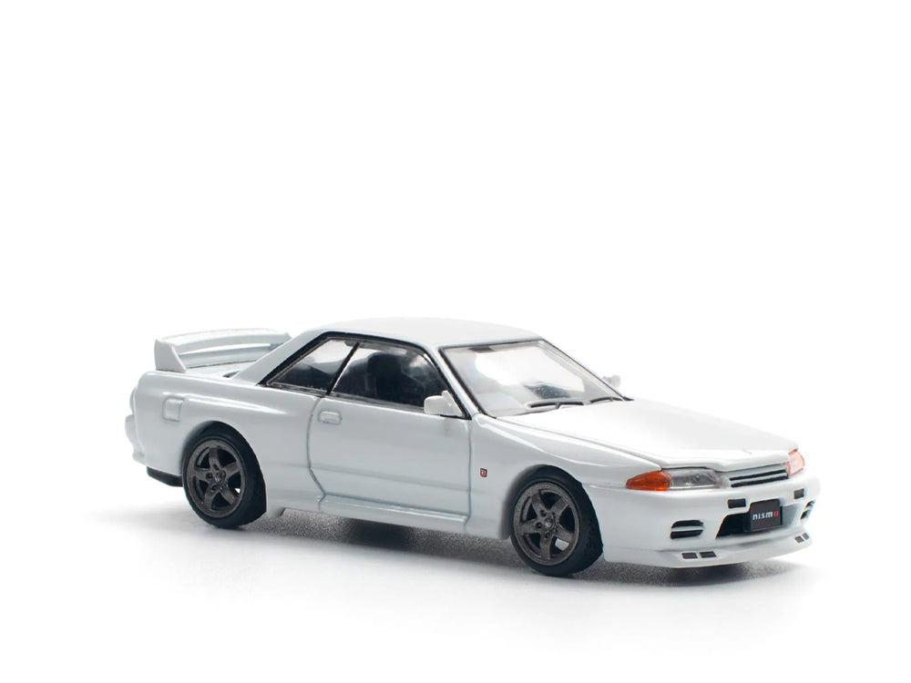 Pop Race 1/64 Nissan Skyline GT-R R32 Crystal White
