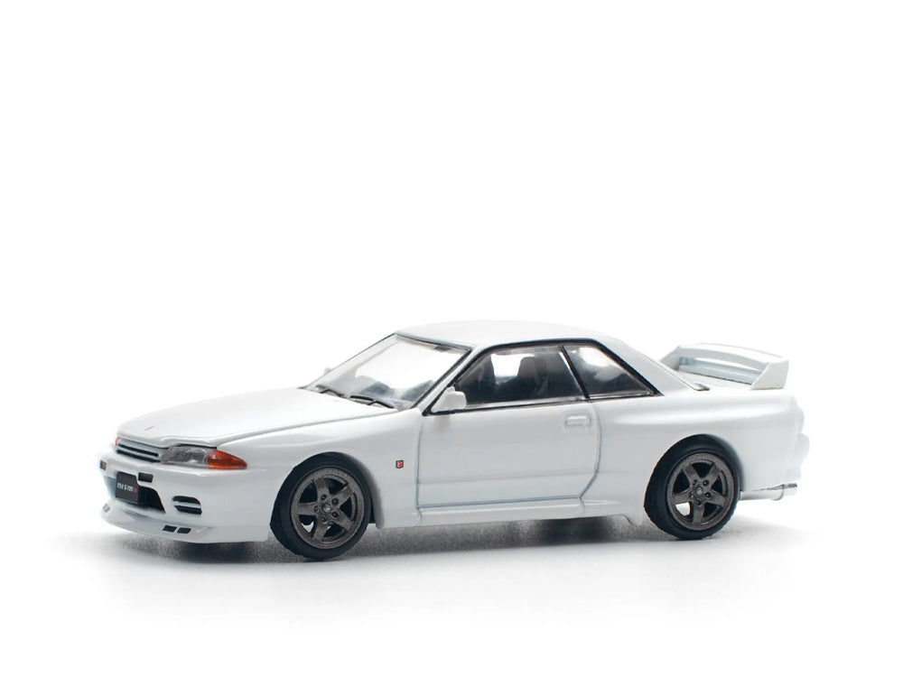 Pop Race 1/64 Nissan Skyline GT-R R32 Crystal White