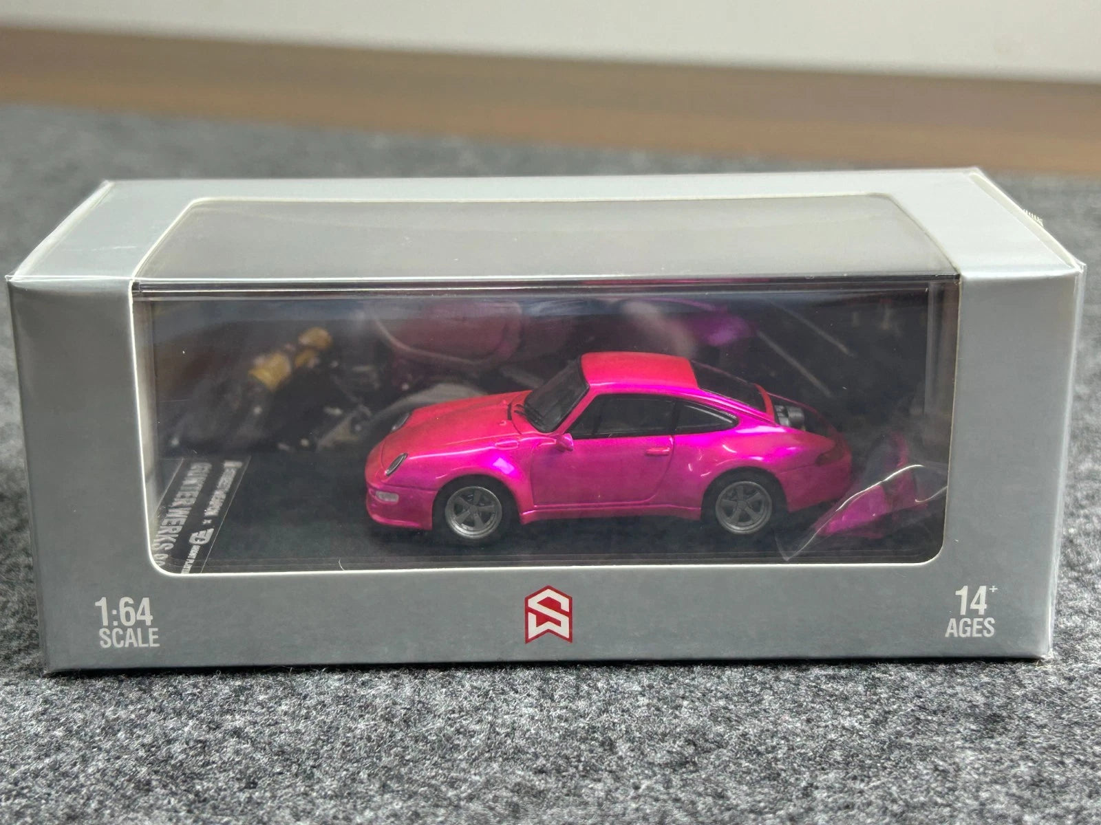 Street Weapon 1/64 Gunther Werks 991 Remastered Pink Coupe