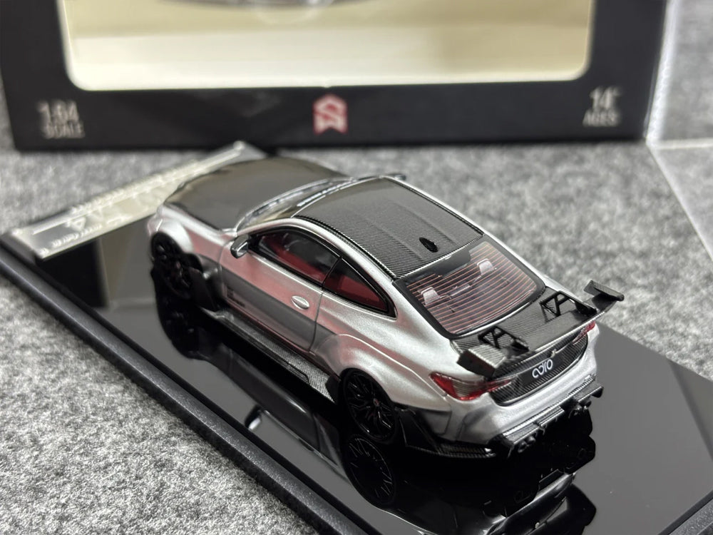 Street Weapon 1/64 BMW G82 M4 Widebody Kit Alexander Silver Carbon Cap