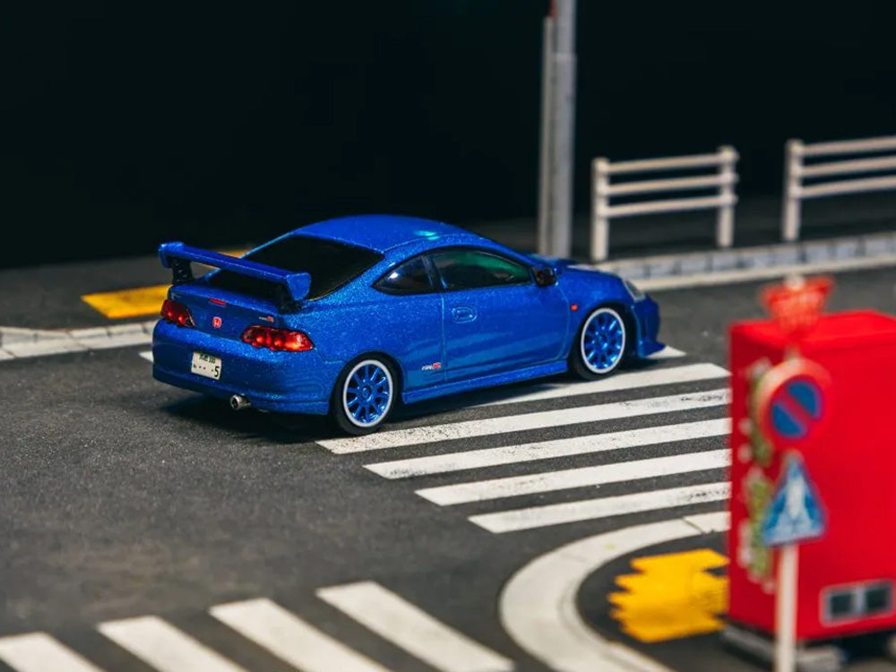 Tarmac Works 1/64 Honda Integra Type R DC5 Custom Metallic Blue