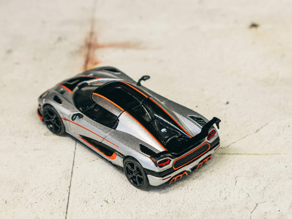 Tarmac Works 1/64 Koenigsegg Agera RS Moon Silver/Black