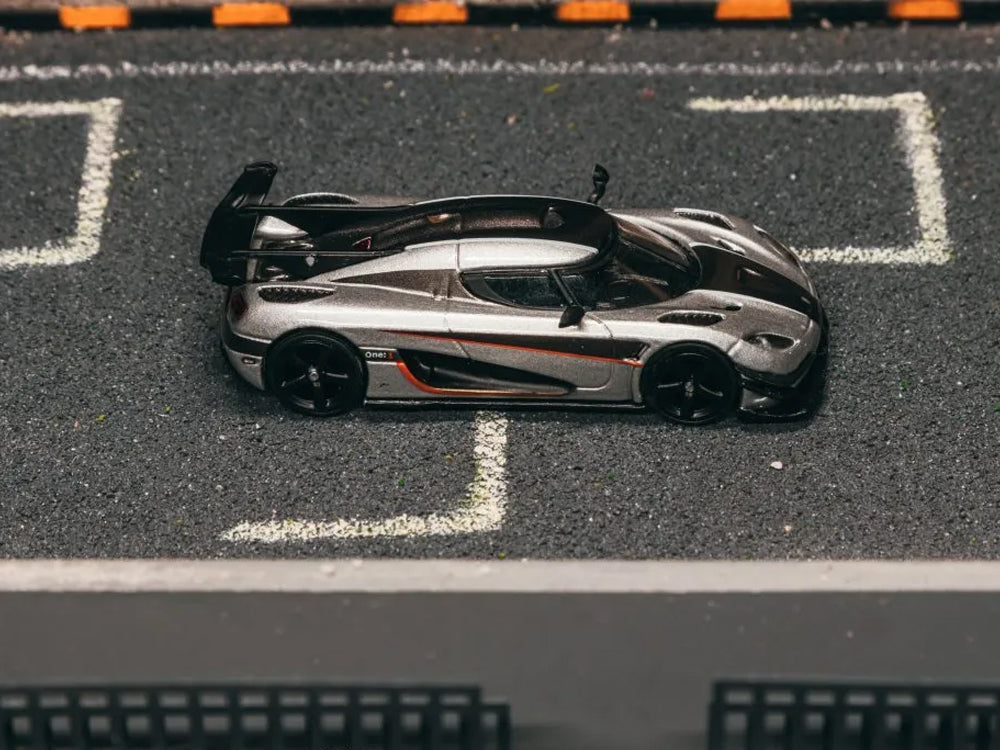 Tarmac Works 1/64 Koenigsegg One:1 Silver