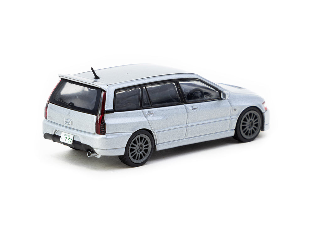 Tarmac Works 1/64 Mitsuibishi Lancer Evolution Wagon Silver - Diecast Toyz Australia
