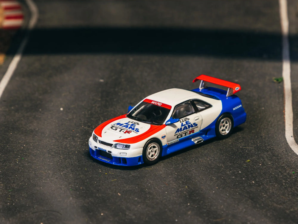 Tarmac Works 1/64 Nissan GTR LM Test Car
