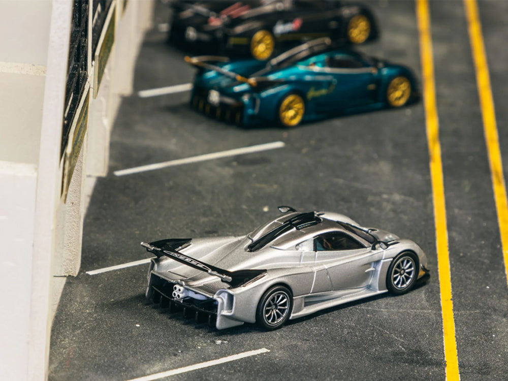 Tarmac Works 1/64 Pagani Huayra R Satin Silver