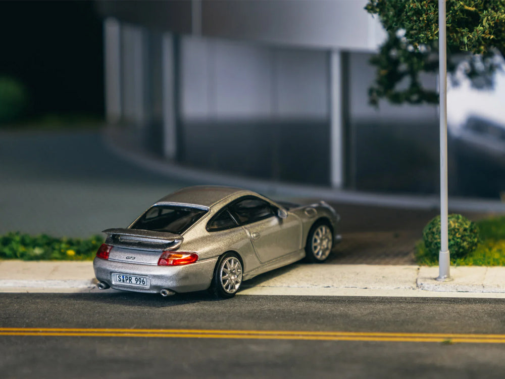 Tarmac Works 1/64 Porsche 911-996 GT3 Silver