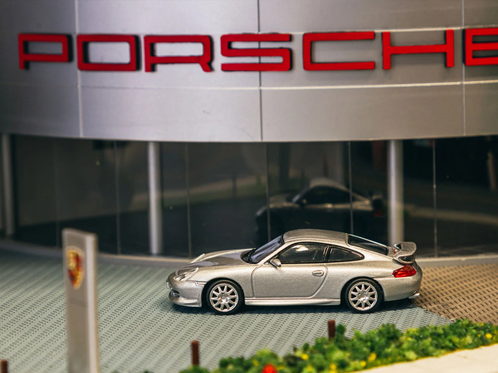 Tarmac Works 1/64 Porsche 911-996 GT3 Silver