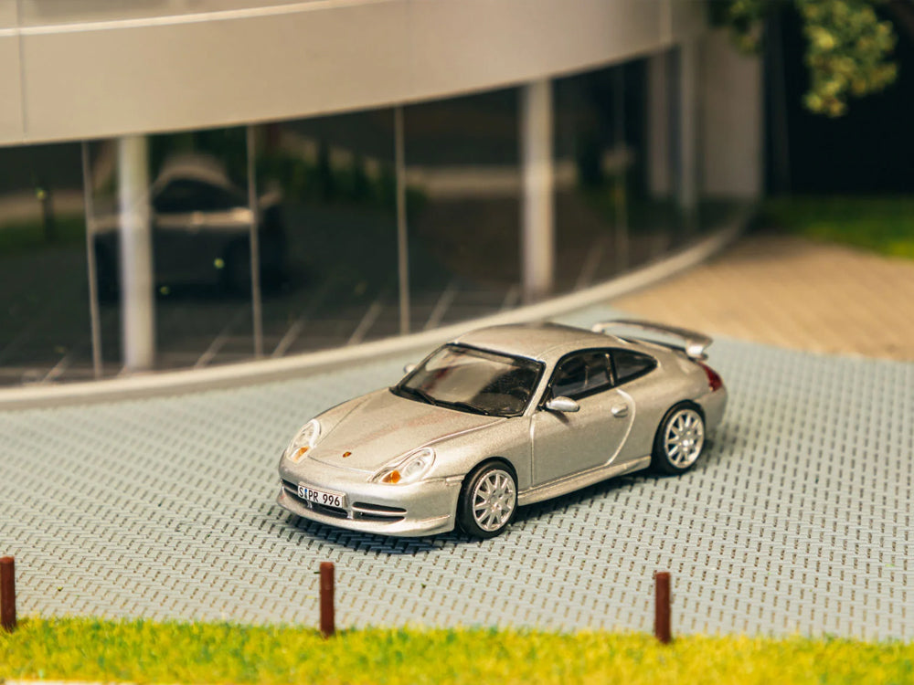 Tarmac Works 1/64 Porsche 911-996 GT3 Silver
