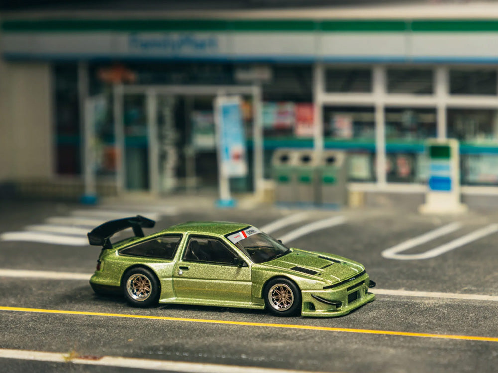 Tarmac Works 1/64 Toyota Sprinter Trueno AE86 Widebody Green