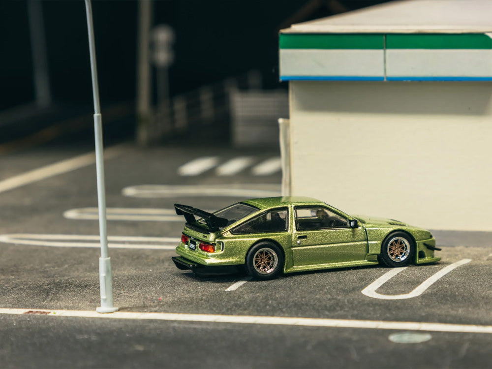 Tarmac Works 1/64 Toyota Sprinter Trueno AE86 Widebody Green